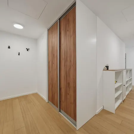 Sky Park Panorama 22nd Floor Free Parking Apartamento Bratislava